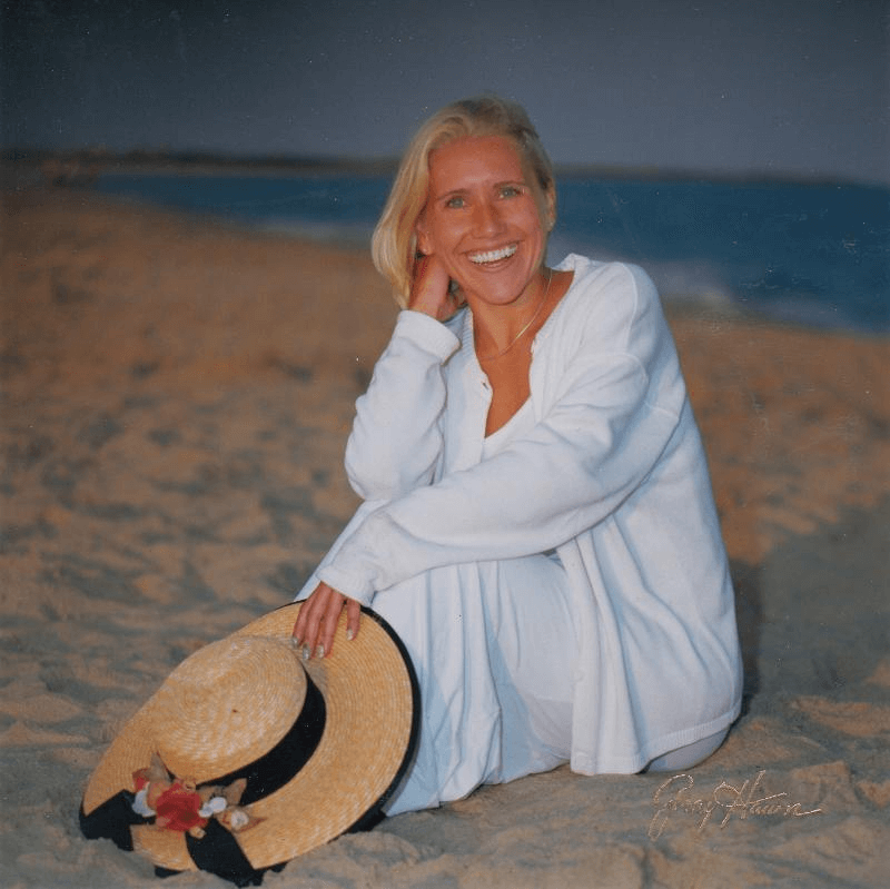 1998 Surfside Beach Nantucket Meghan 2